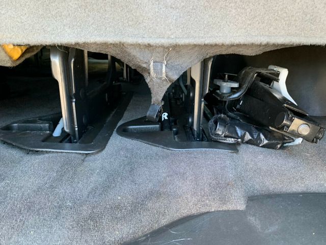 2019 Chevrolet Express Passenger RWD 3500 155" LT 15 PASSENGER - 22934291 - 39