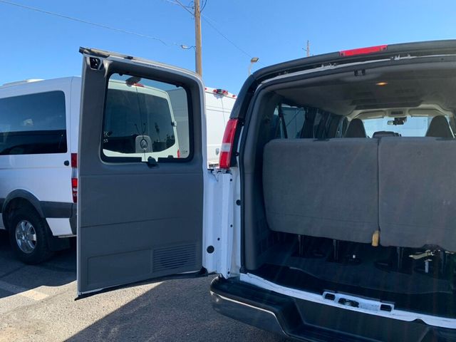 2019 Chevrolet Express Passenger RWD 3500 155" LT 15 Passenger - 22942936 - 12