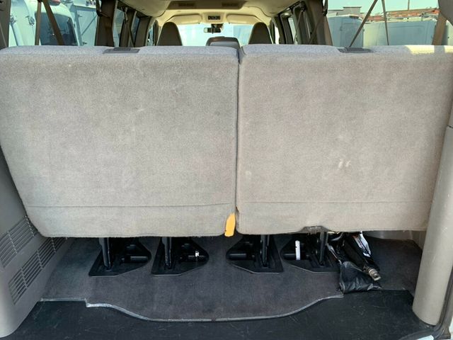 2019 Chevrolet Express Passenger RWD 3500 155" LT 15 Passenger - 22942936 - 14