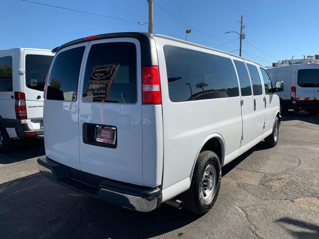 2019 Chevrolet Express Passenger RWD 3500 155" LT 15 Passenger - 22942936 - 25