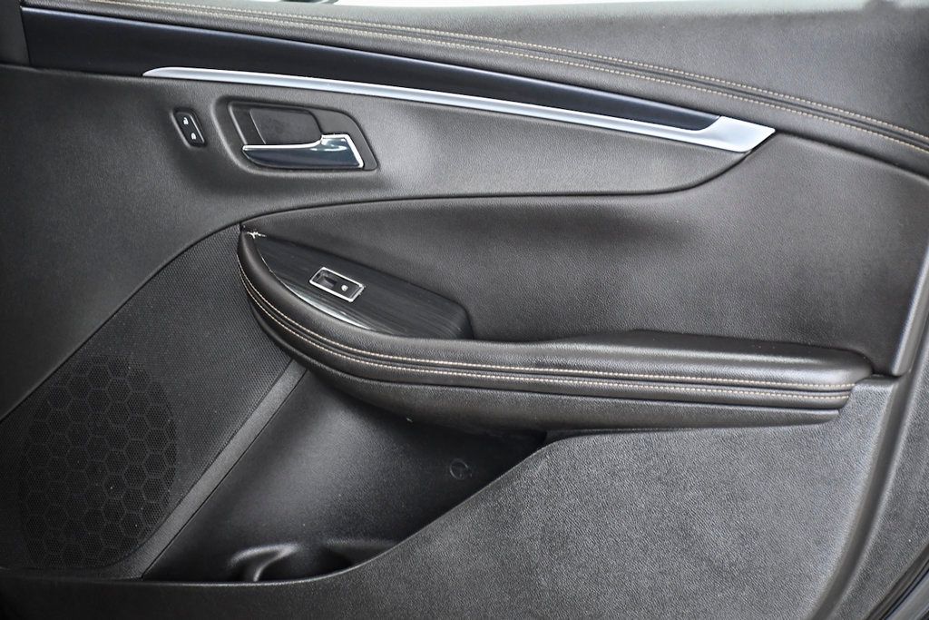 2019 Chevrolet Impala 4dr Sedan LT w/1LT - 23054737 - 17