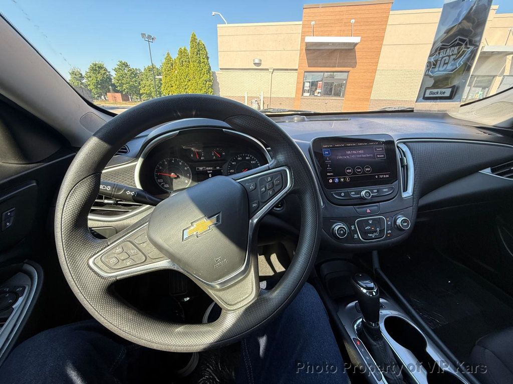 2019 Chevrolet Malibu photo 17