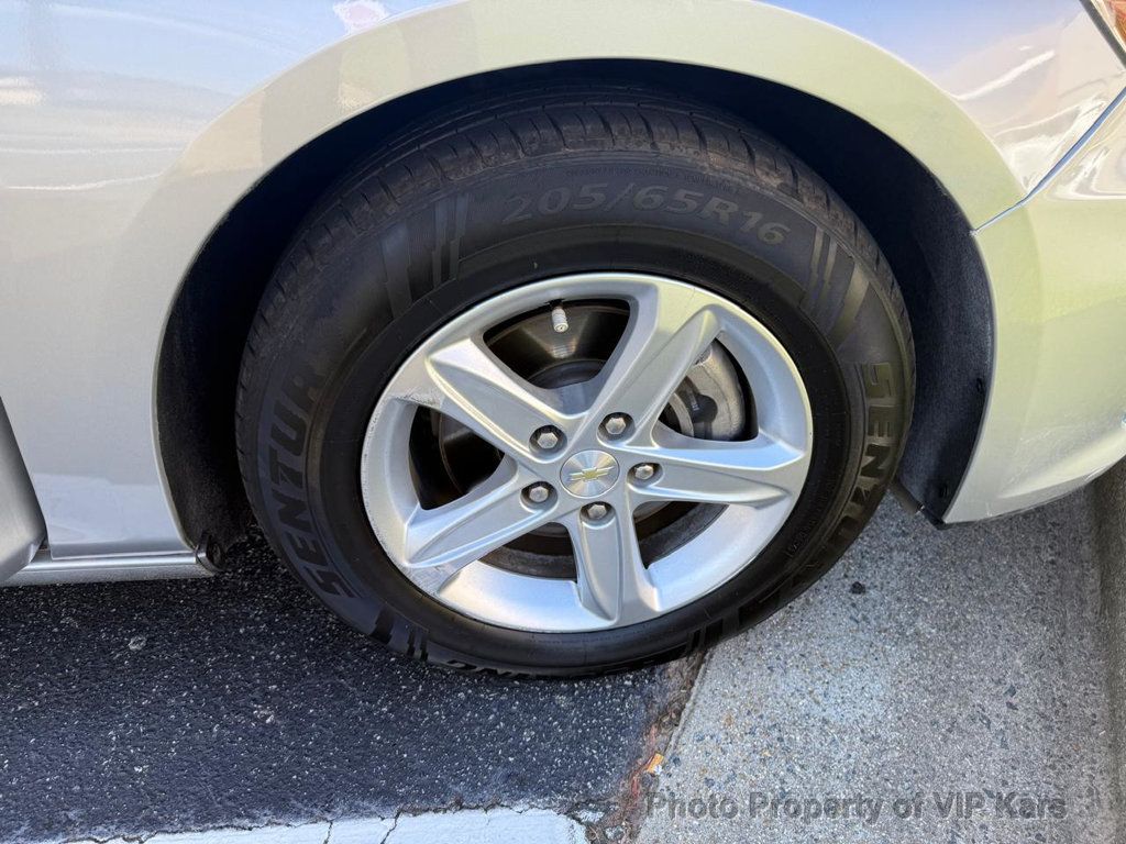 2019 Chevrolet Malibu photo 9
