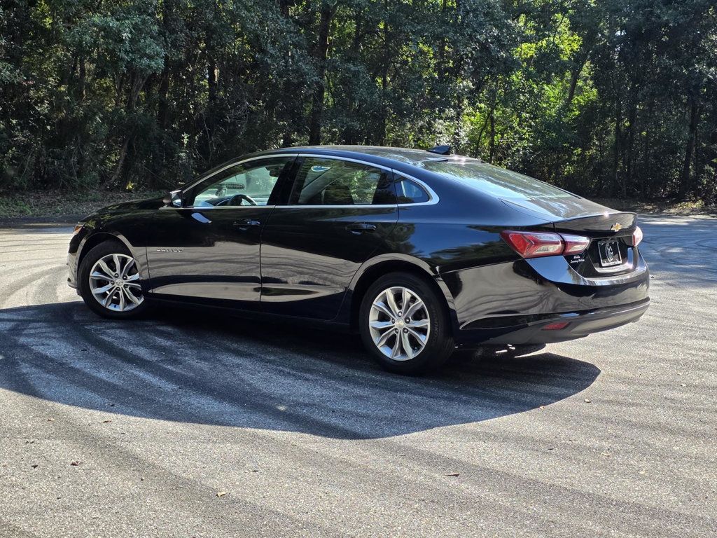 2019 Chevrolet Malibu 1LT photo 3