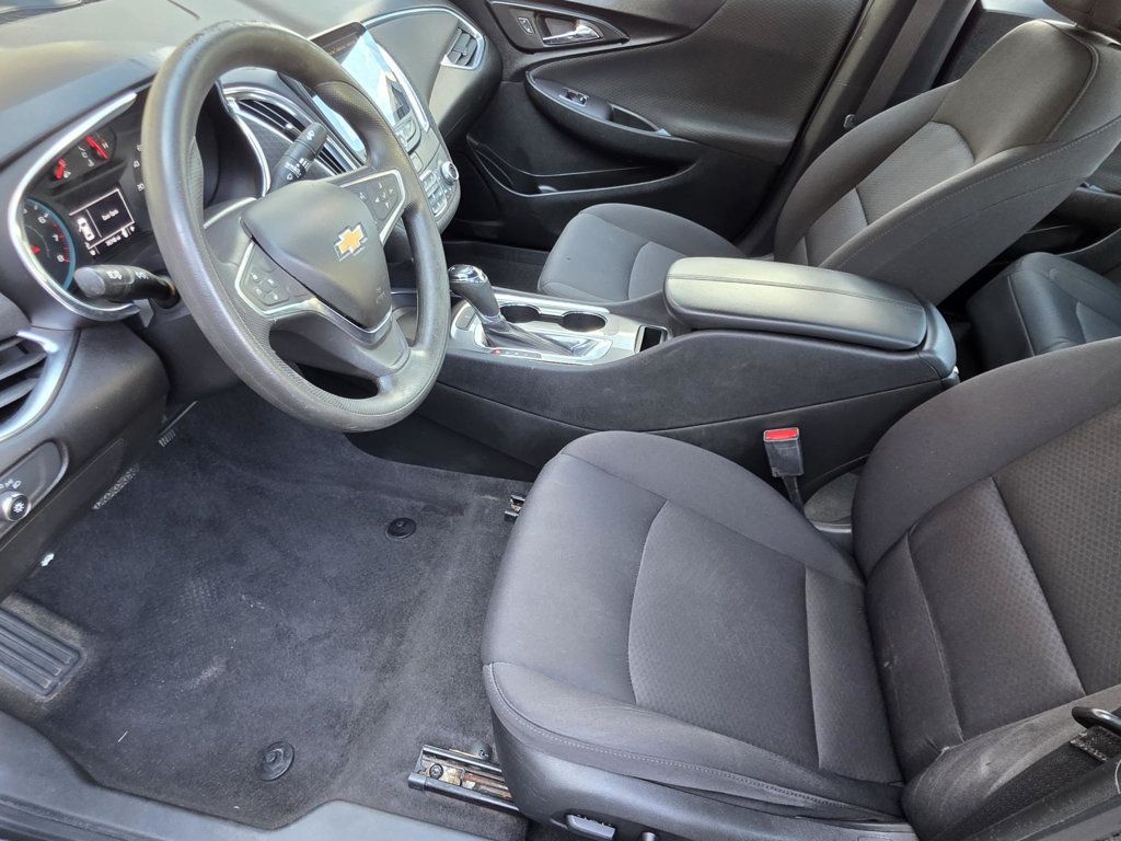 2019 Chevrolet Malibu 1LT photo 5