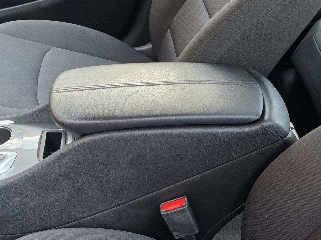 2019 Chevrolet Malibu 1LT photo 6