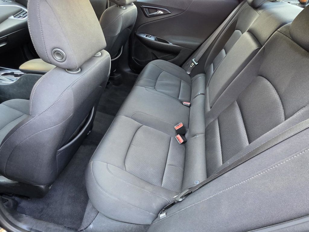 2019 Chevrolet Malibu 1LT photo 7