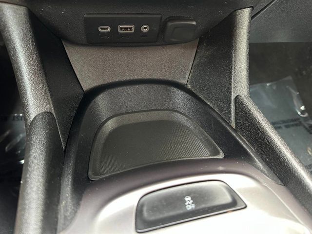 2019 Chevrolet Malibu 4dr Sedan RS w/1SP - 22891531 - 38