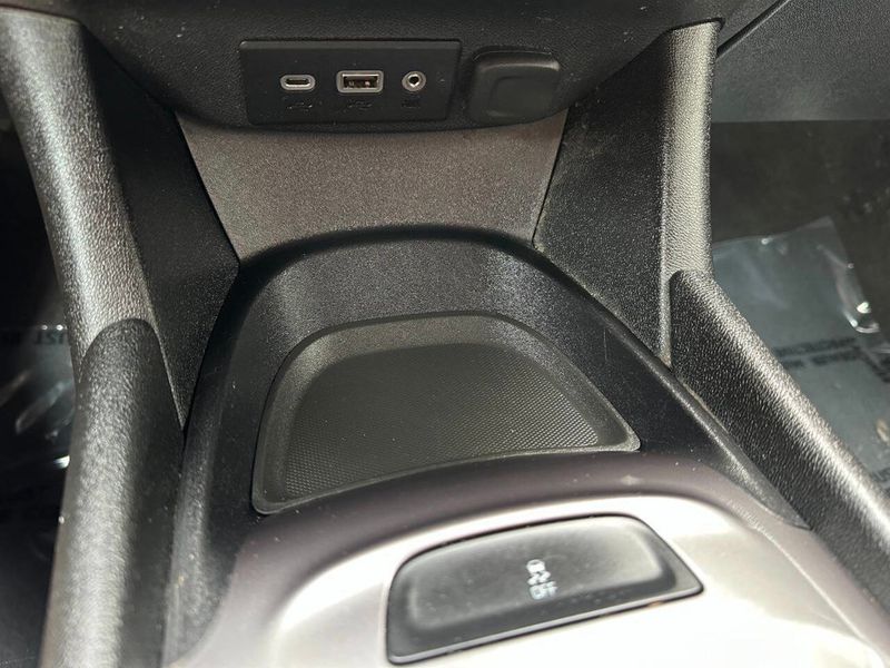 2019 Chevrolet Malibu 4dr Sedan RS w/1SP - 22891531 - 38