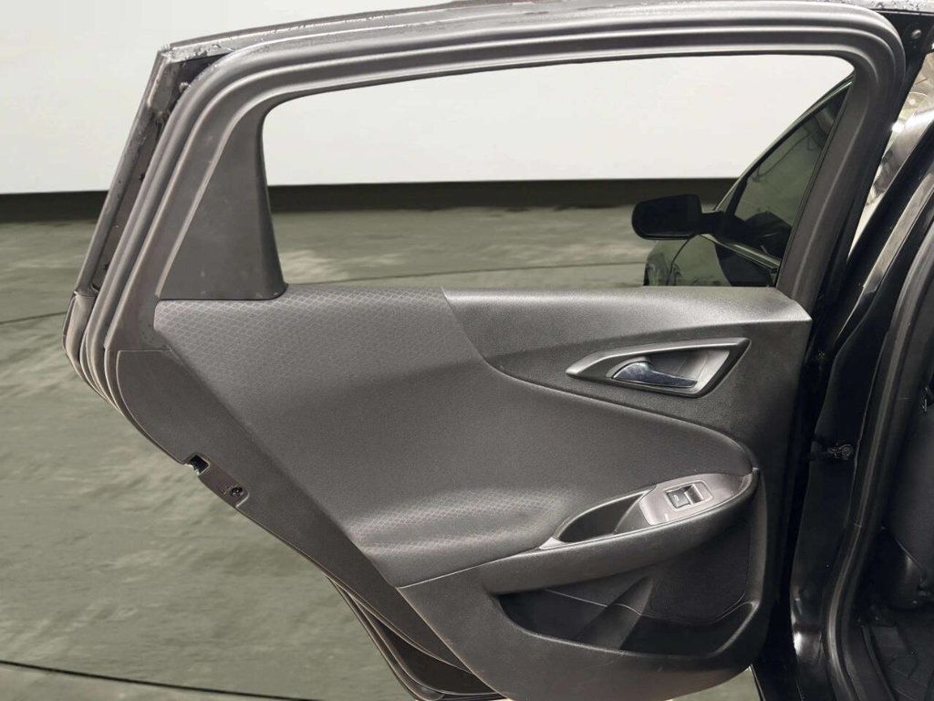 2019 Chevrolet Malibu 4dr Sedan RS w/1SP - 23003898 - 10
