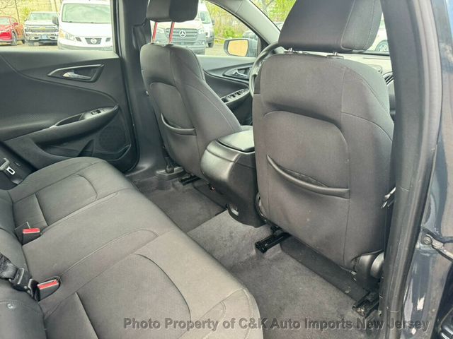 2019 Chevrolet Malibu LS Preferred Grp, Apple CarPlay, Rearview Camera, HID Headlamps - 22387254 - 29