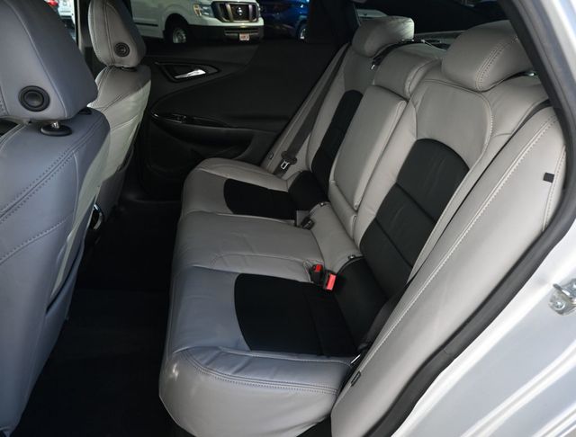 2019 Chevrolet Malibu LT - 22948858 - 12