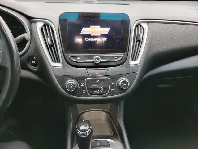 2019 Chevrolet Malibu RS Sedan 4D - 23032404 - 9