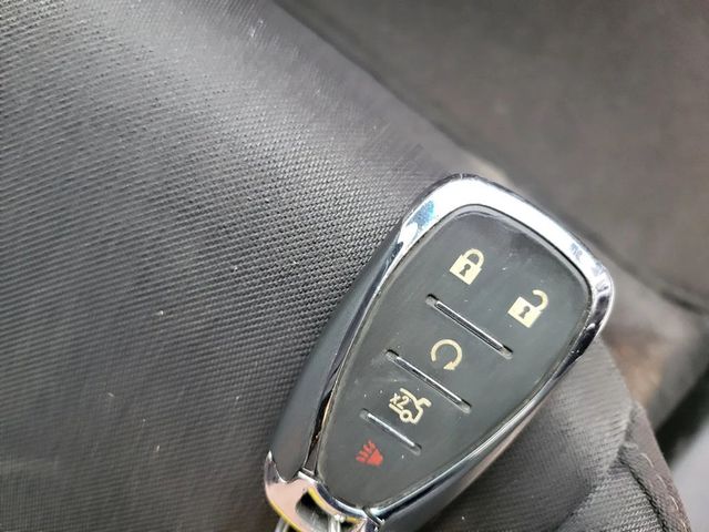 2019 Chevrolet Malibu RS Sedan 4D - 23032404 - 17