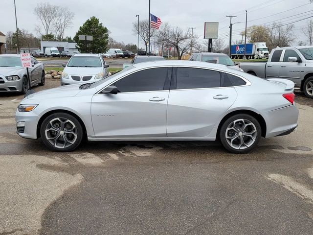 2019 Chevrolet Malibu RS Sedan 4D - 23032404 - 2