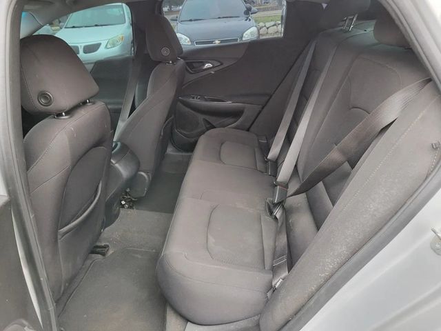 2019 Chevrolet Malibu RS Sedan 4D - 23032404 - 3