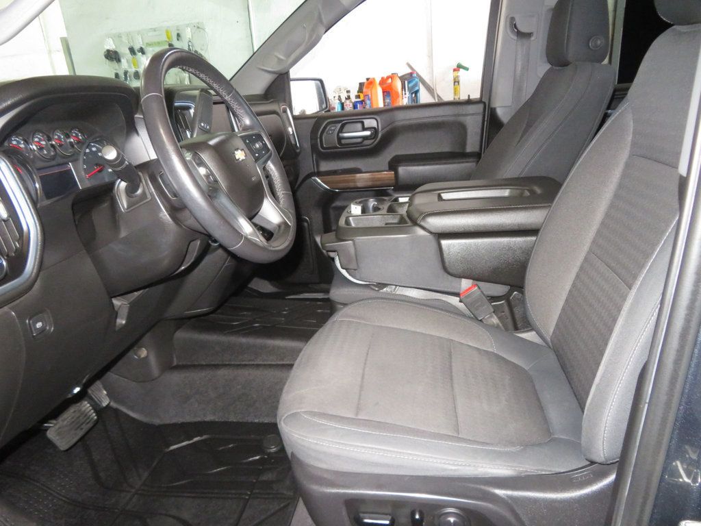 2019 Chevrolet Silverado 1500 2OWNER CREWCAB CHEVY 4X4 EXTRA CLEAN SILVERADO LT - 22935892 - 18