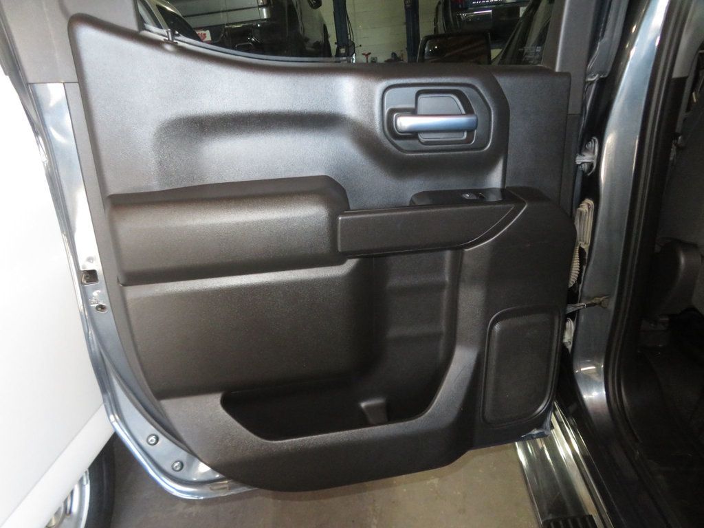 2019 Chevrolet Silverado 1500 2OWNER CREWCAB CHEVY 4X4 EXTRA CLEAN SILVERADO LT - 22935892 - 22