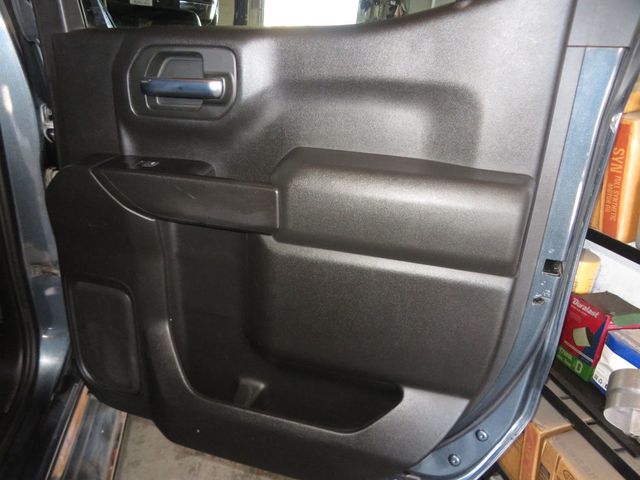 2019 Chevrolet Silverado 1500 2OWNER CREWCAB CHEVY 4X4 EXTRA CLEAN SILVERADO LT  - 22935892 - 27