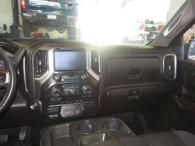 2019 Chevrolet Silverado 1500 2OWNER CREWCAB CHEVY 4X4 EXTRA CLEAN SILVERADO LT  - 22935892 - 38