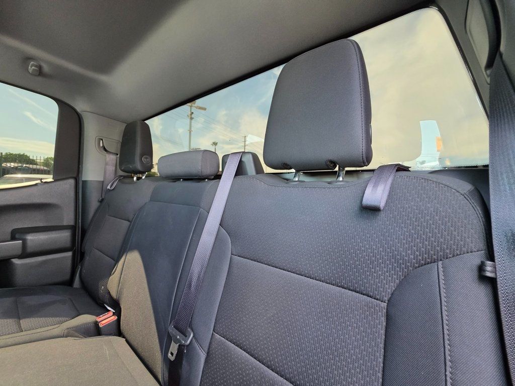 2019 Chevrolet Silverado 1500 2WD Double Cab 147" Custom - 22933708 - 20