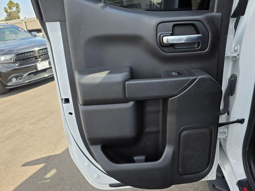 2019 Chevrolet Silverado 1500 2WD Double Cab 147" Custom - 22933708 - 21