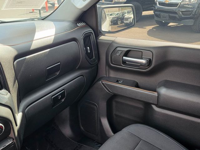 2019 Chevrolet Silverado 1500 2WD Double Cab 147" Custom - 22933708 - 32