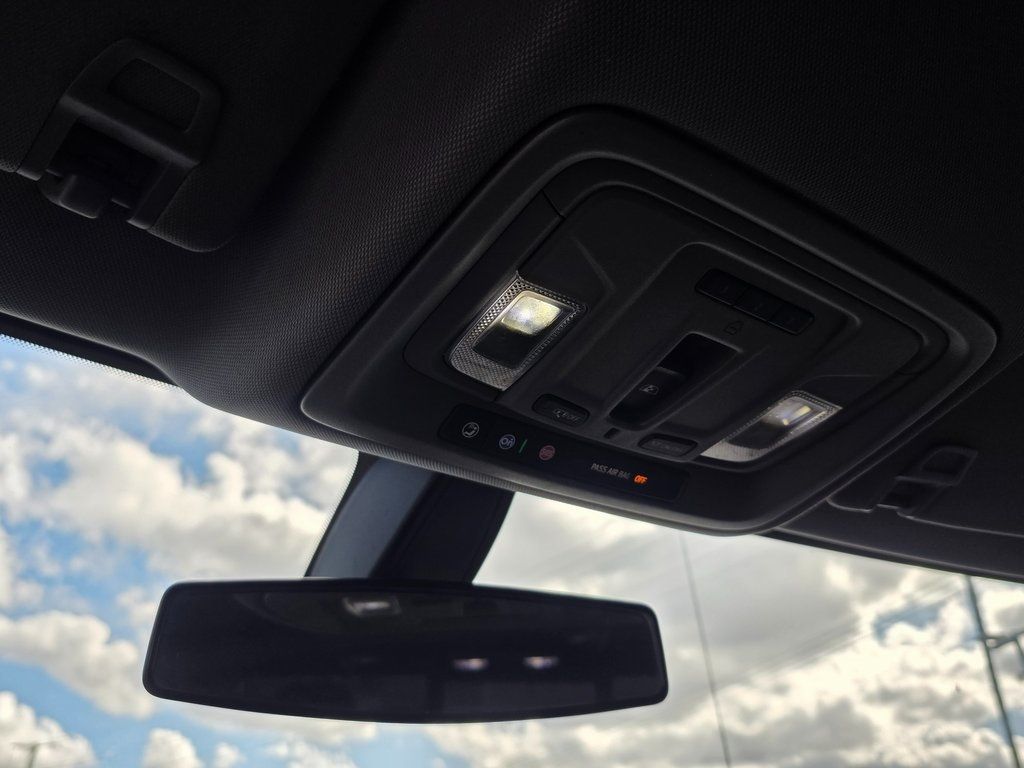 2019 Chevrolet Silverado 1500 2WD Double Cab 147" LT - 22936916 - 33