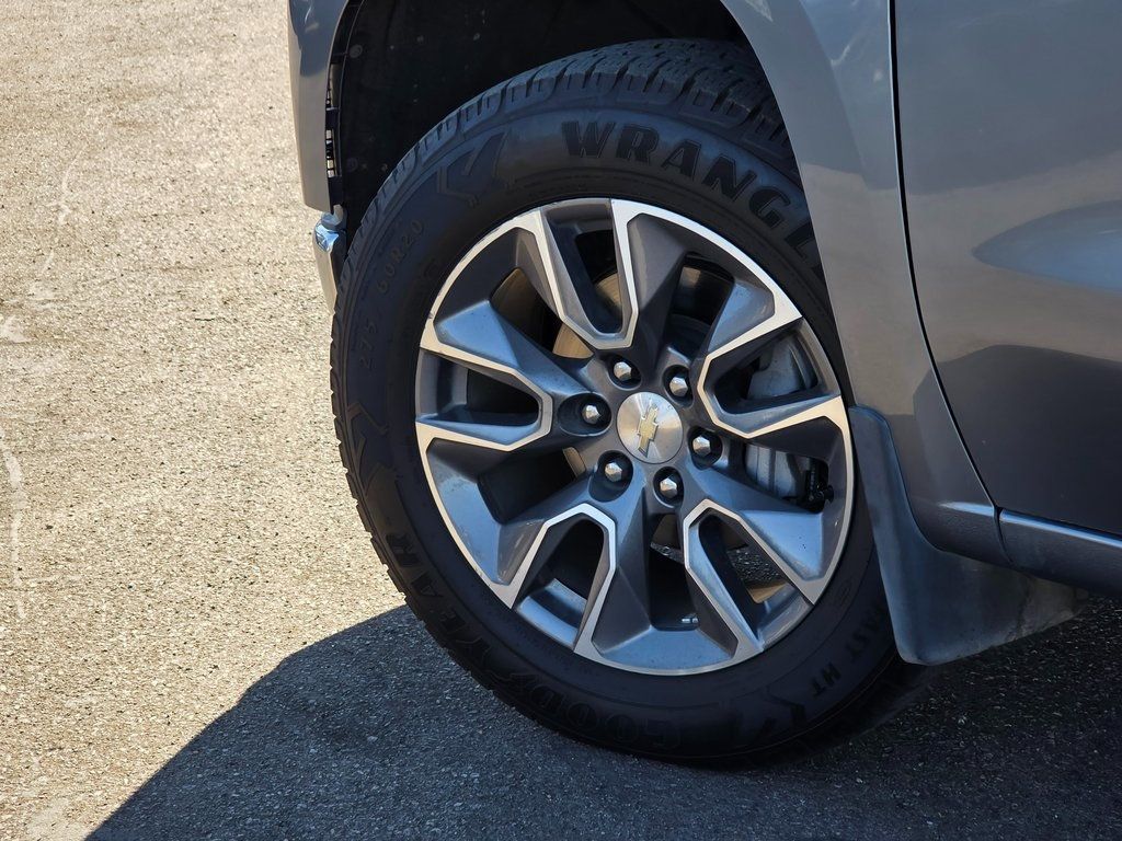 2019 Chevrolet Silverado 1500 2WD Double Cab 147" LT - 22936916 - 3