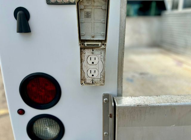 2019 Chevrolet Silverado 1500 2WD Reg Cab 140" Work Truck - 22987951 - 8