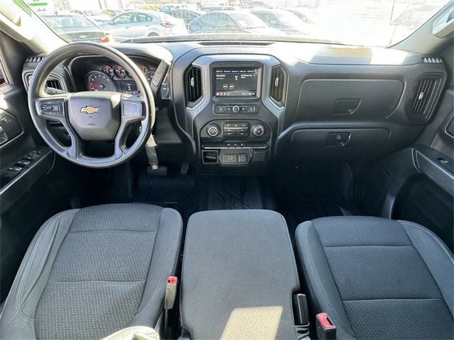 2019 Chevrolet Silverado 1500 4WD Crew Cab 147" Custom - 22667499 - 20