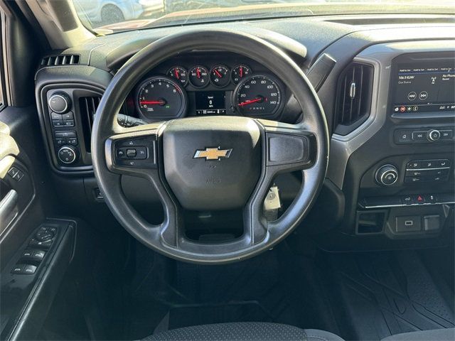 2019 Chevrolet Silverado 1500 4WD Crew Cab 147" Custom - 22667499 - 21