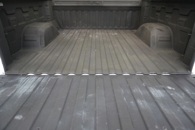 2019 Chevrolet Silverado 1500 4WD Crew Cab 147" Custom Trail Boss - 23006093 - 21