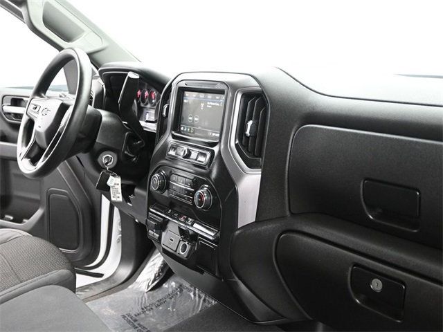 2019 Chevrolet Silverado 1500 4WD Crew Cab 147" Custom Trail Boss - 22900975 - 17