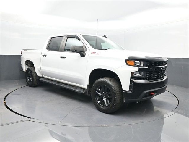 2019 Chevrolet Silverado 1500 4WD Crew Cab 147" Custom Trail Boss - 22900975 - 24