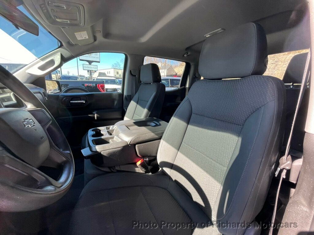 2019 Chevrolet Silverado 1500 4WD Crew Cab 147" Custom Trail Boss - 22405410 - 16