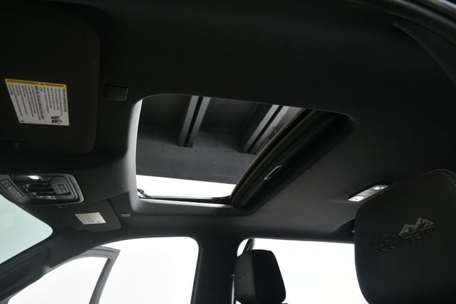 2019 Chevrolet Silverado 1500 4WD Crew Cab 147" High Country - 22914906 - 5