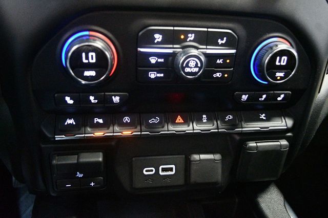 2019 Chevrolet Silverado 1500 4WD Crew Cab 147" High Country - 22914906 - 68