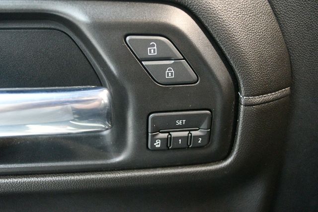 2019 Chevrolet Silverado 1500 4WD Crew Cab 147" High Country - 22914906 - 72