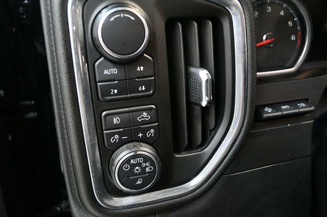 2019 Chevrolet Silverado 1500 4WD Crew Cab 147" High Country - 22914906 - 76