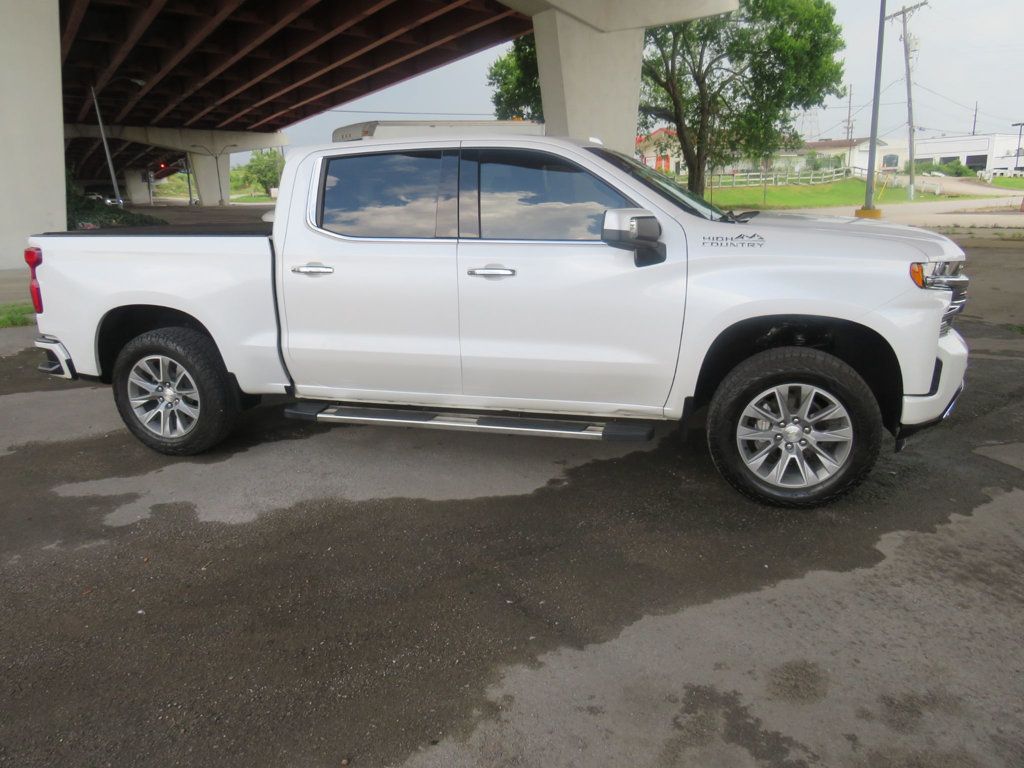 2019 Chevrolet Silverado 1500 High Country photo 3