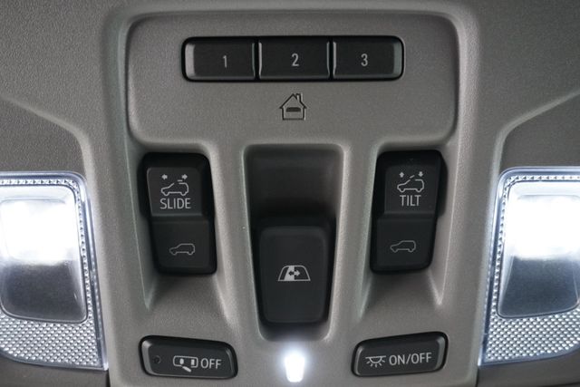 2019 Chevrolet Silverado 1500 4WD Crew Cab 147" LT Trail Boss - 23007453 - 21