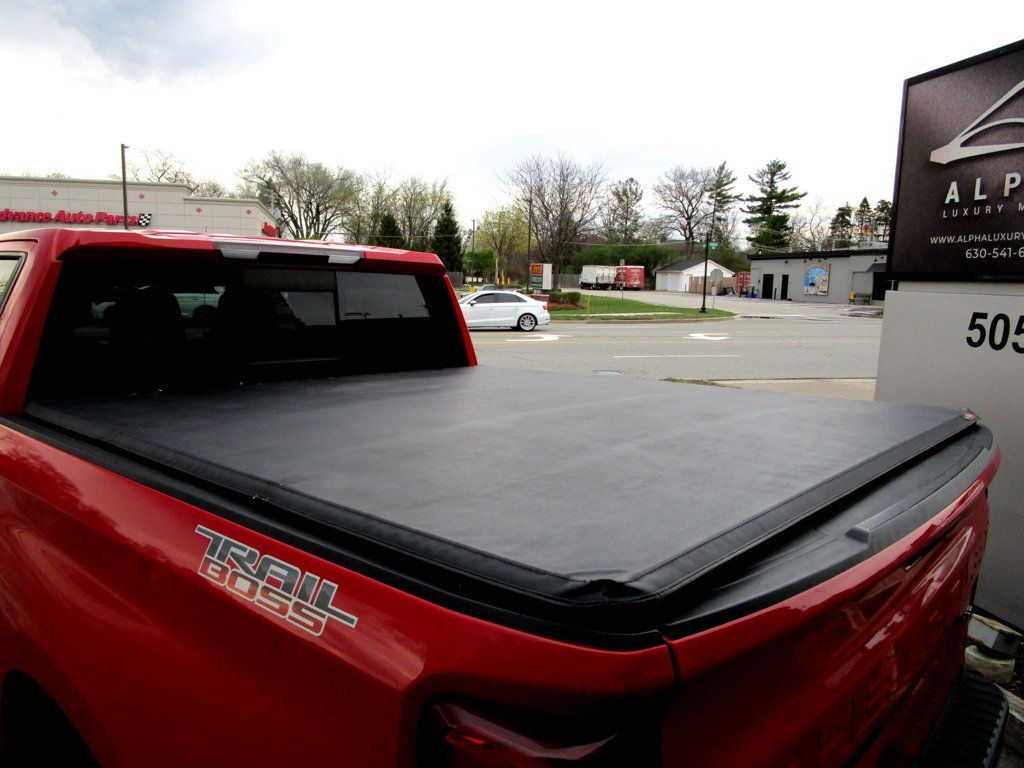 2019 Chevrolet Silverado 1500 4WD Crew Cab 147" LT Trail Boss - 23012655 - 28