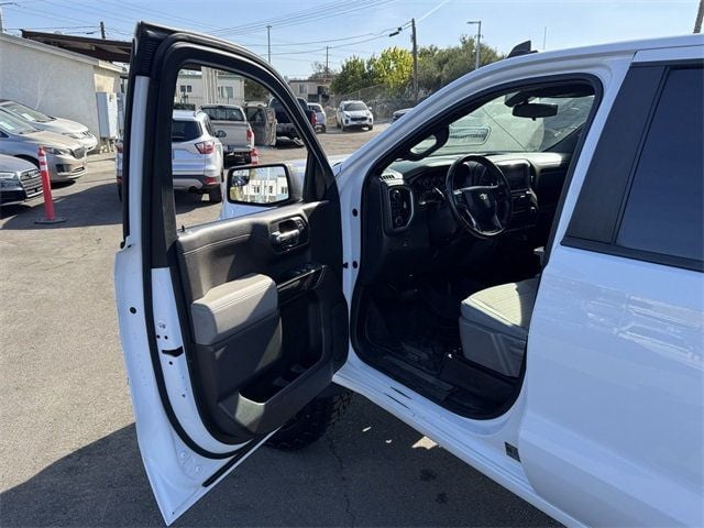 2019 Chevrolet Silverado 1500 4WD Crew Cab 147" LT Trail Boss - 22725442 - 45