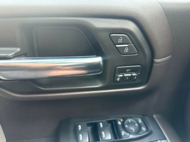 2019 Chevrolet Silverado 1500 4WD Crew Cab 147" LTZ - 23048760 - 11