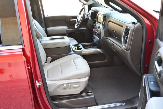 2019 Chevrolet Silverado 1500 4WD Crew Cab 147" LTZ W/LTZ Premium Package - 23053613 - 18