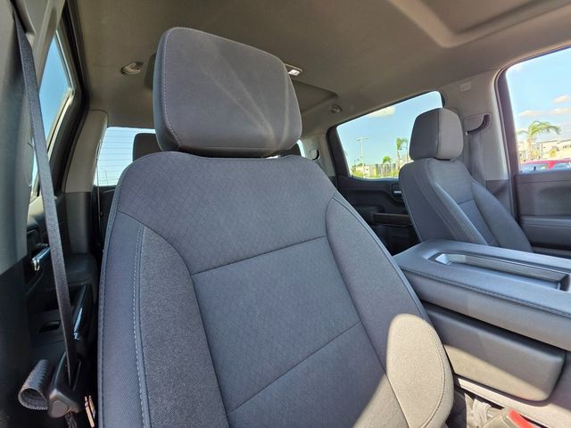 2019 Chevrolet Silverado 1500 4WD Crew Cab 147" RST - 22919337 - 9