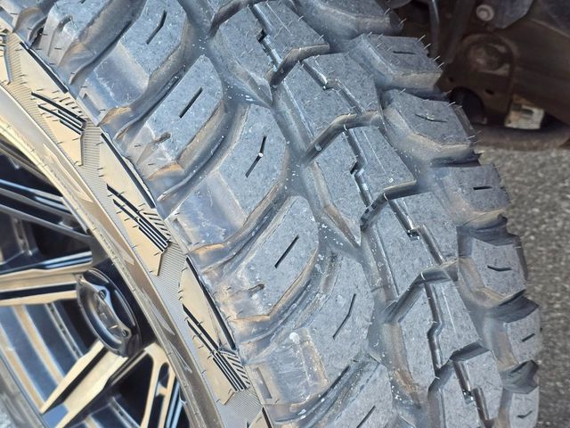 2019 Chevrolet Silverado 1500 4WD Crew Cab 147" RST - 22919337 - 11