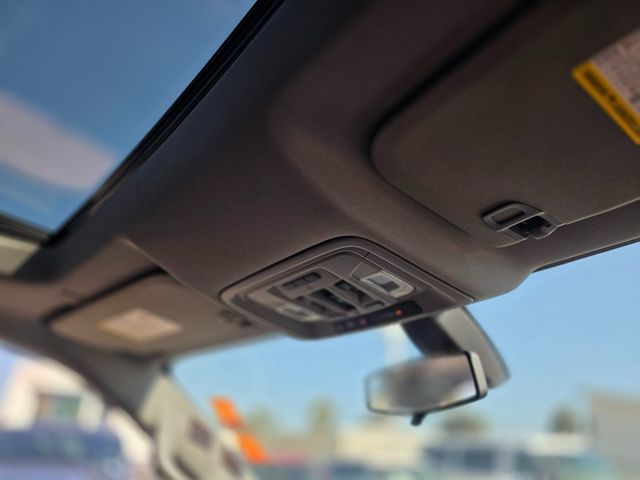 2019 Chevrolet Silverado 1500 4WD Crew Cab 147" RST - 22981153 - 10