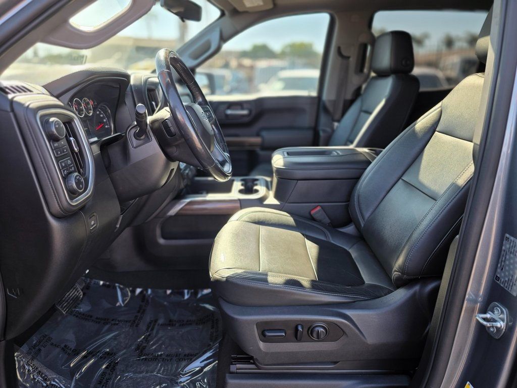 2019 Chevrolet Silverado 1500 4WD Crew Cab 147" RST - 22981153 - 14